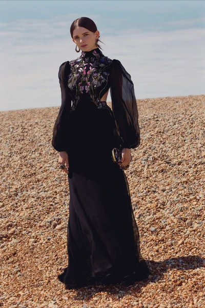 Look 32